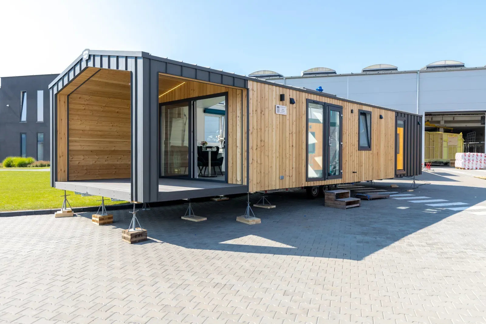 Casa Móvel capri luxurior (12,5 x 4,2 m)