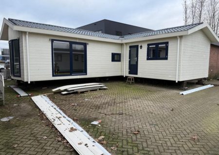 Casa Móvel Modular em Formato L (10,35 x 8,55 m)