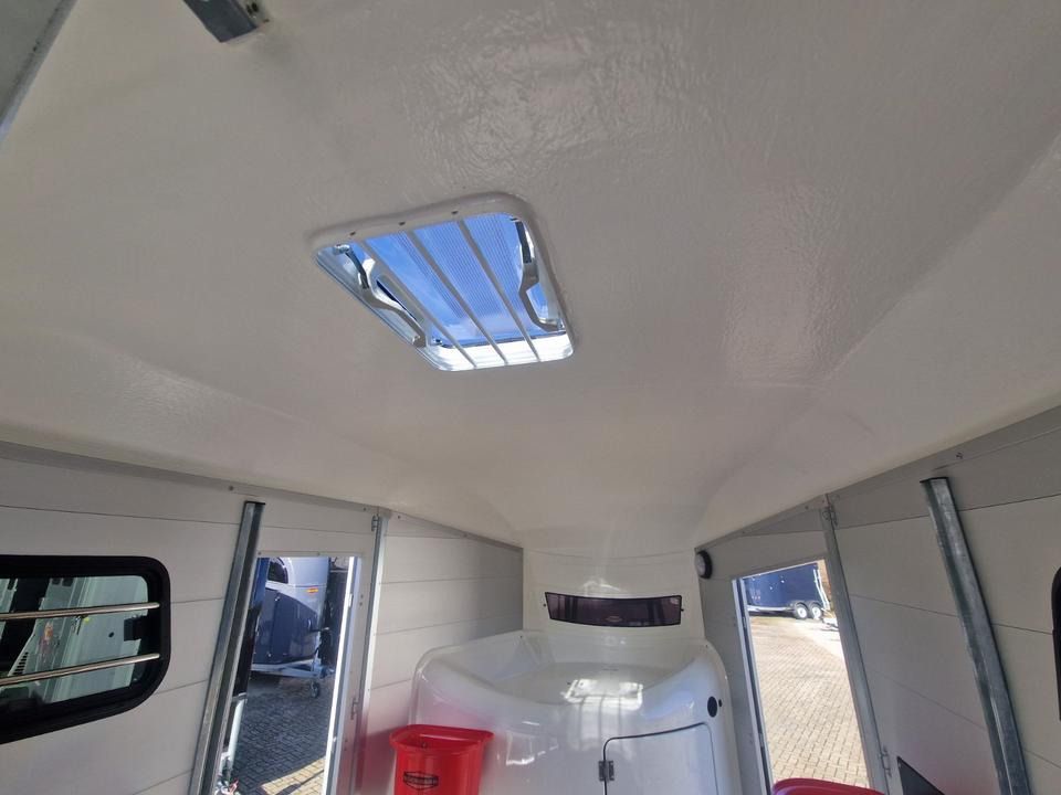 Reboque Van Böckmann Portax L-SKA WCF Suspensão Conforto (Novo) - Image 4