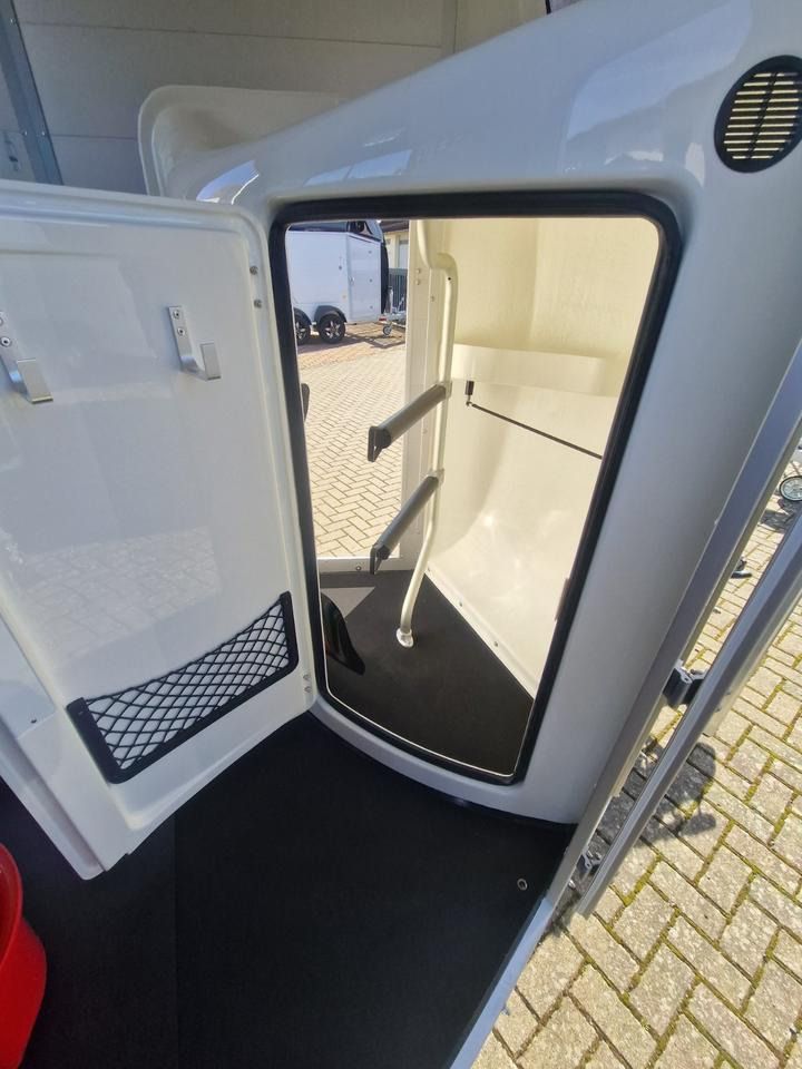 Reboque Van Böckmann Portax L-SKA WCF Suspensão Conforto (Novo) - Image 13