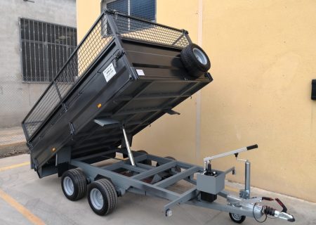 Reboque Basculante Hidráulico 2 Eixos 3.000 x 1.800 x 500 – Rodas por Baixo
