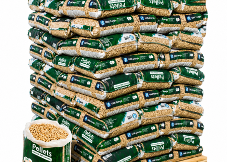 Palete de pellets GME WoodPellet em Sacos de 15 kg para aquecimento