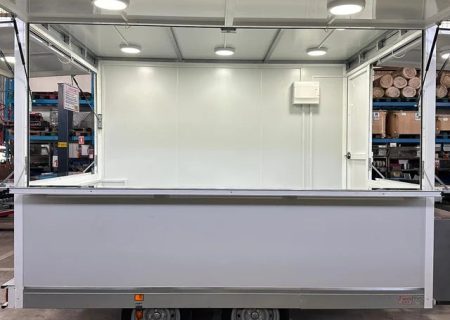 Reboque Bilheteira Móvel e Quiosque de Venda ao Público com Iluminação LED