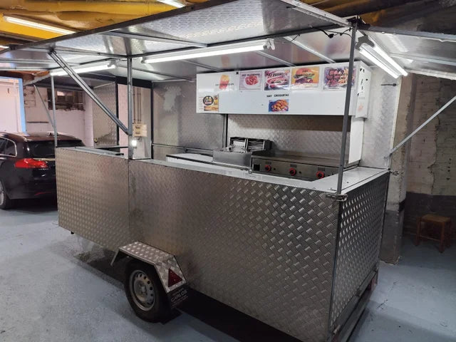 Reboque Cozinha Móvel Food Truck Premium em Inox Completa