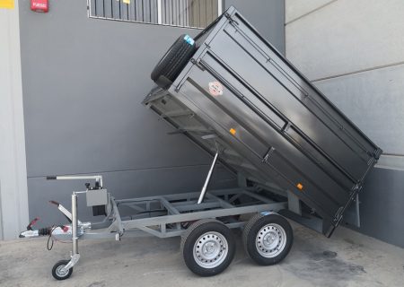 Reboque Basculante Hidráulico 2 Eixos com Taipais Suplementares – Rodas por Baixo