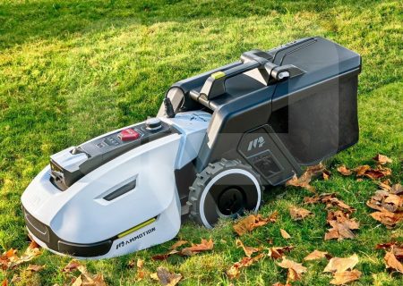 Robô Corta-Relva Mammotion Yuka 2000 m² com Recolha de Folhas e Autoezvaziamento